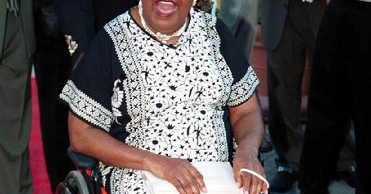 Lawanda Page Net Worth, Age, Height, Bio, Birthday, Wiki!