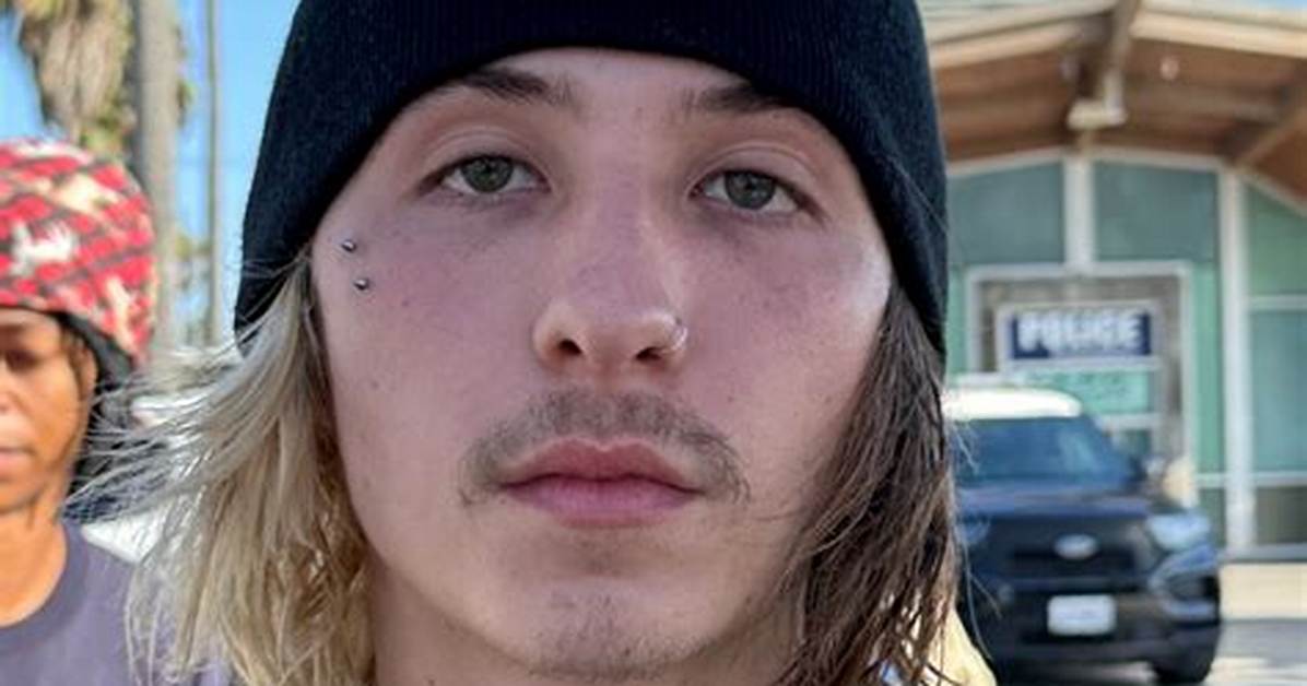 Lazer Crawford Net Worth, Age, Height, Bio, Birthday, Wiki!