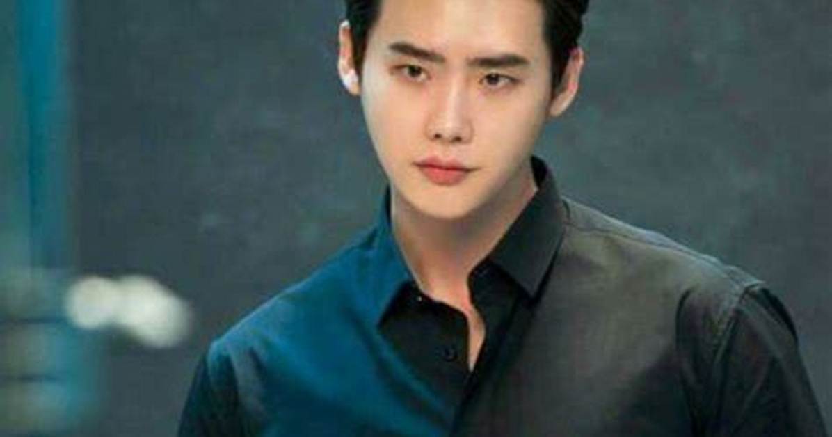 Lee Jong-Suk Bio, Age, Career, Net Worth, Family