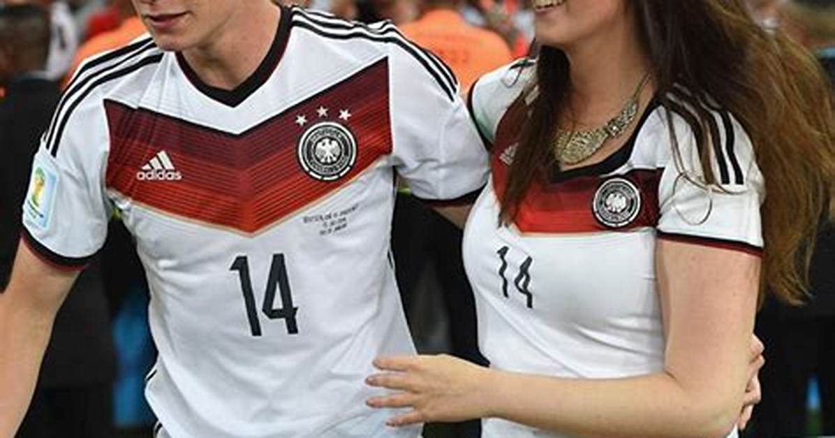 Lena Stiffel- All About Julian Draxler Ex- Girlfriend