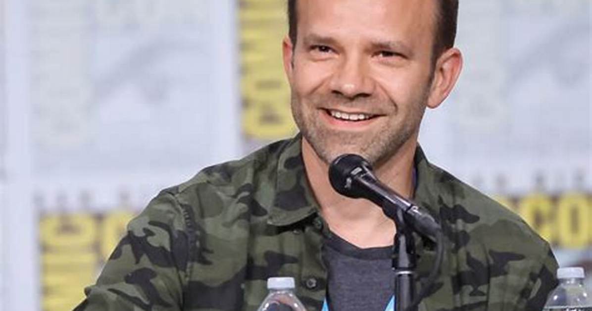 Liam O'brien - Net Worth, Age, Height, Birthday, Bio, Wiki!