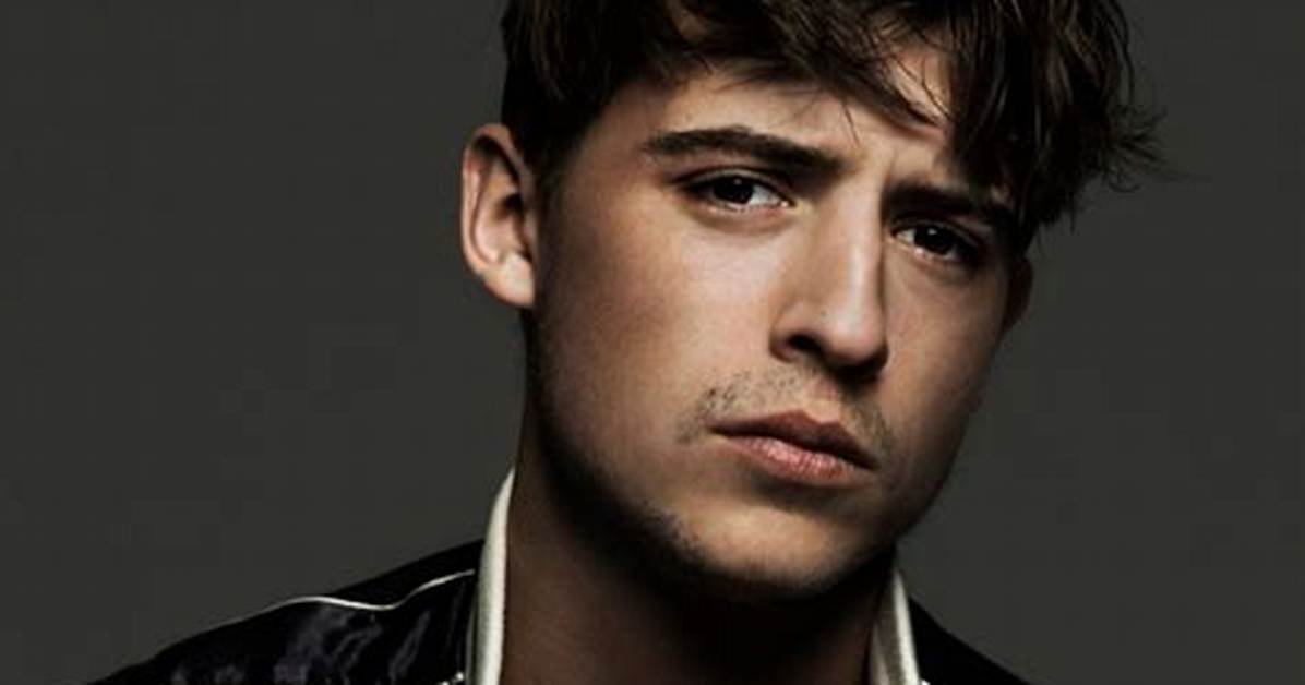 Lil' Kleine Net Worth, Age, Height, Bio, Birthday, Wiki!