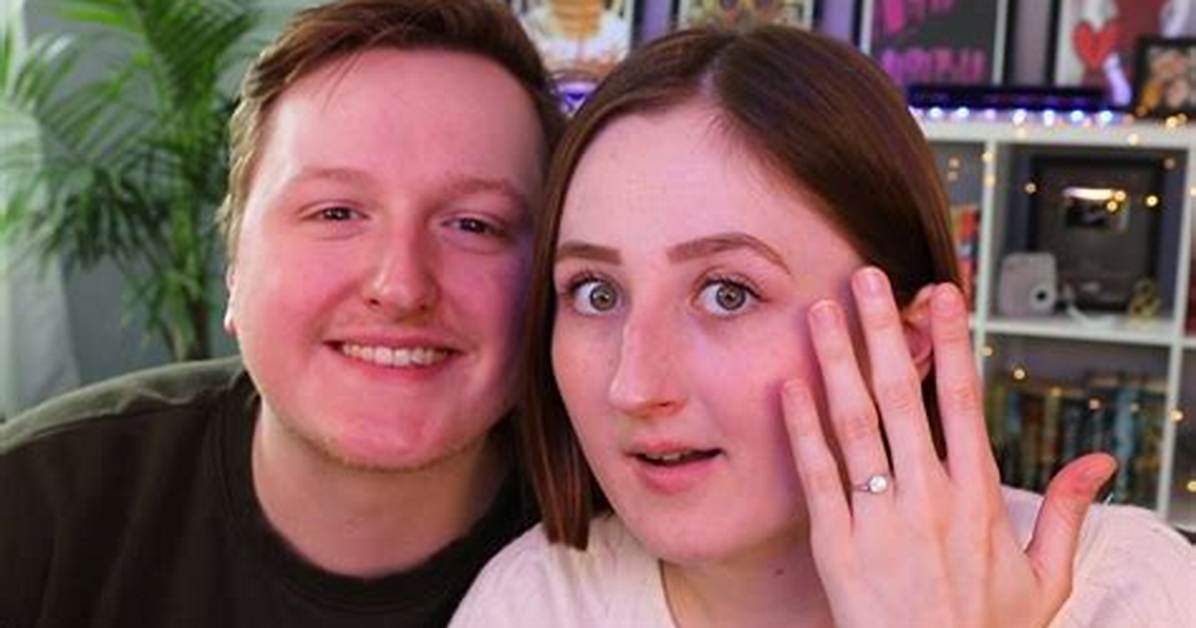 Lilsimsie’s Boyfriend: Who Is Lilsimsie Dating?