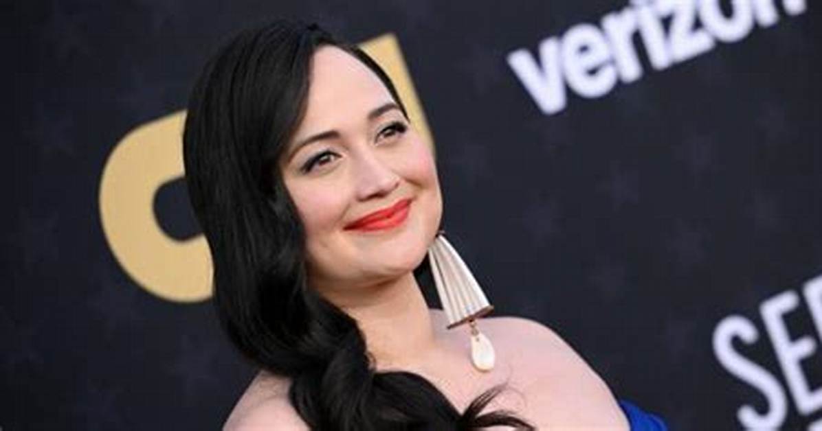 Lily Gladstone Net Worth: How Much Is Lily Gladstone Worth?