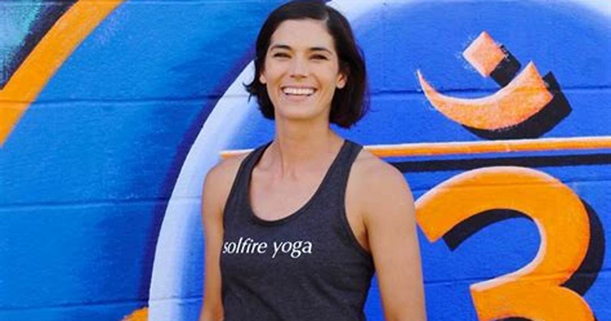Lindsay Michelle Nader- Age, Husband, Height, Net Worth, Career