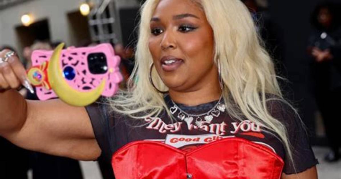 Lizzo’s Boobs Gives Fans a Glimpse of Her Boobs as She Flaunts Her Body in Fur Bikini (Photos)