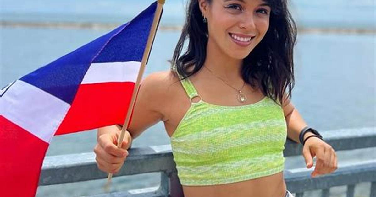 Lorena Sarria Net Worth, Age, Height, Bio, Birthday, Wiki!