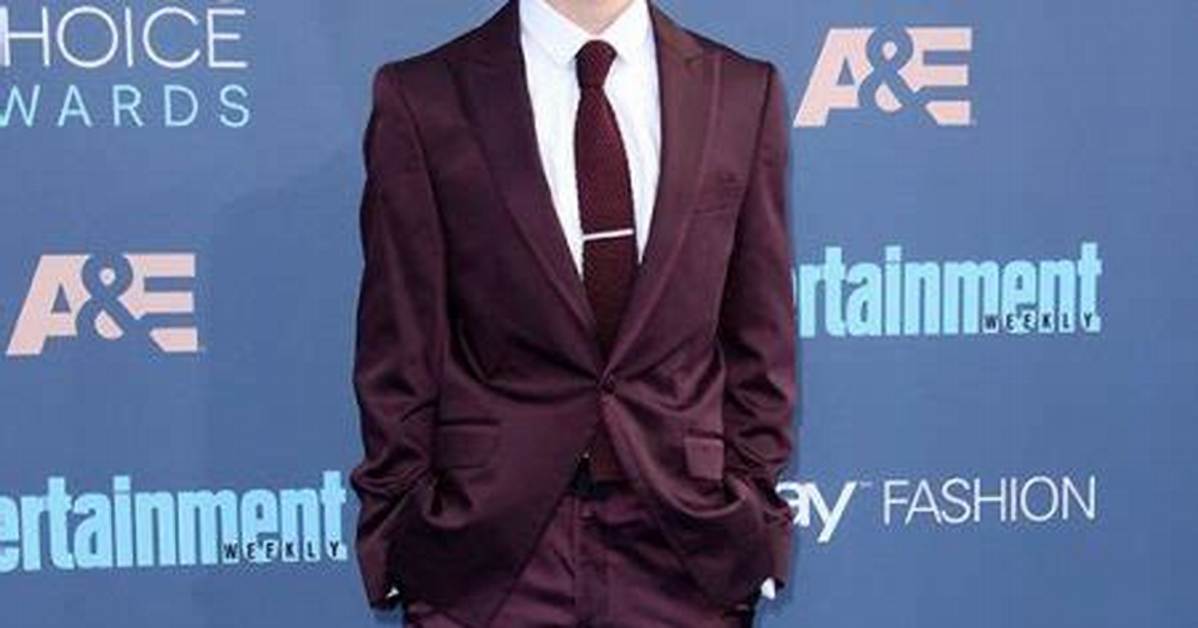 Lucas Jade Zumann Net Worth, Age, Height, Bio, Birthday, Wiki!