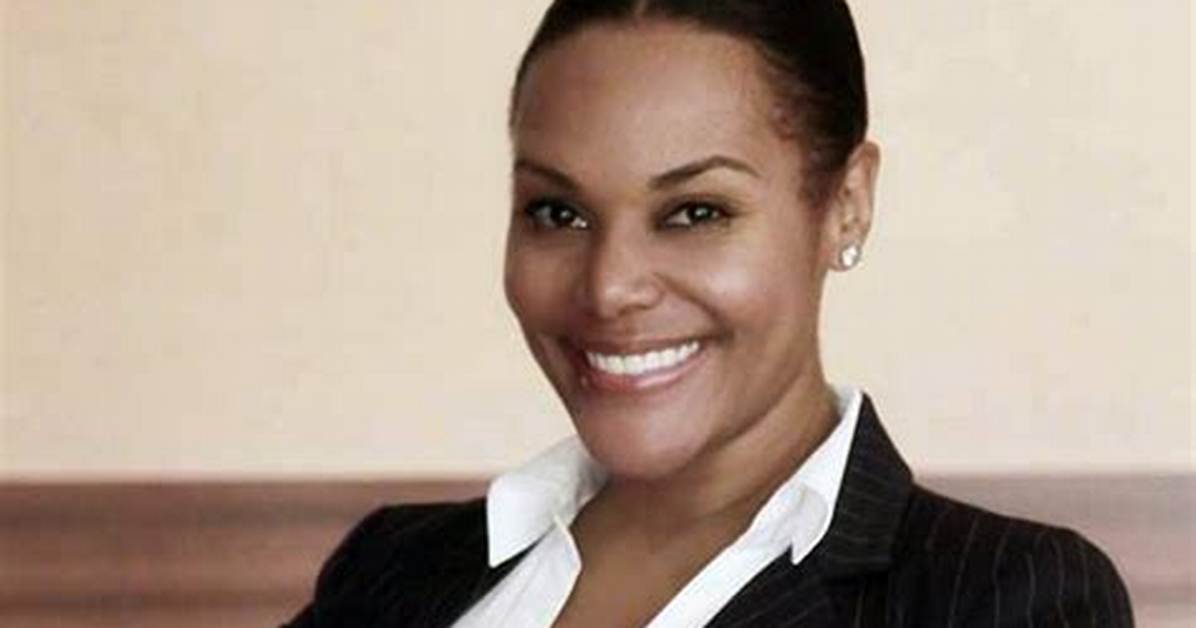 Malika Bongo Ondimba » Age, Net Worth, Family, Bio, News