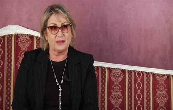 Mariana Simionescu Biography: Net Worth, Children, Age, Wikipedia, Pictures