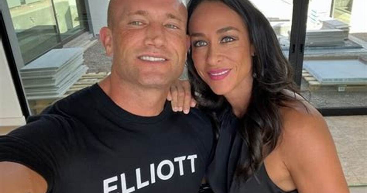 Mark Elliot - Net Worth, Age, Height, Birthday, Bio, Wiki!