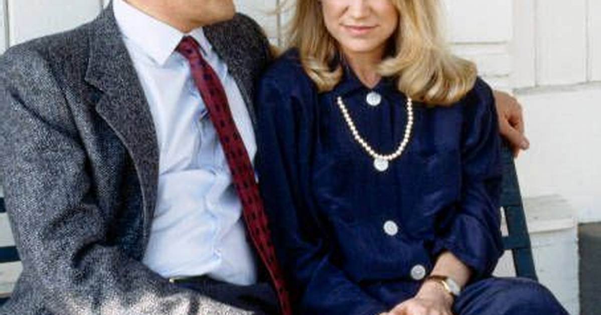 Mary Kay Place Married, Husband, Family, Net Worth, Bio, Wiki