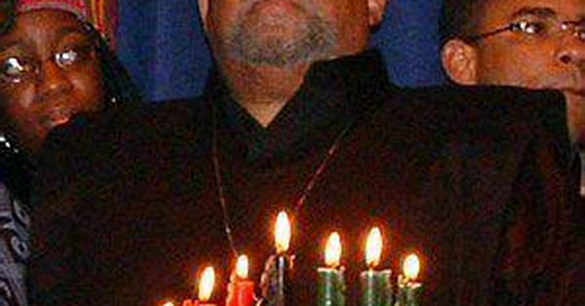 Maulana Karenga Net Worth, Age, Height, Bio, Birthday, Wiki!