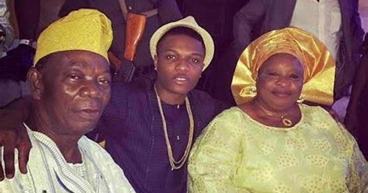 Meet Alhaji Muniru, the Father of Wizkid Who Is a Muslim (Photos)