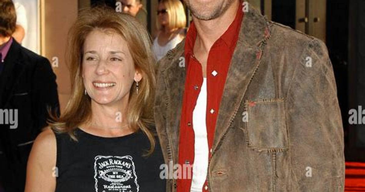Meet the Wife of James Denton, Erin O'brien Denton