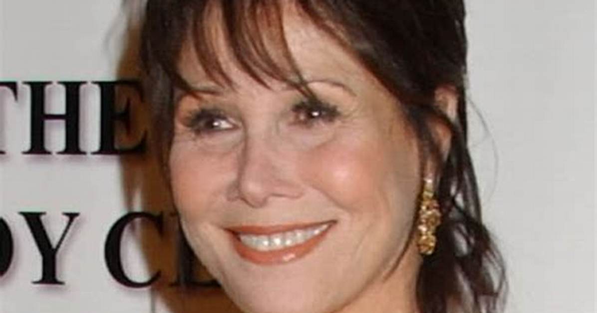 Michelle Lee - Net Worth, Age, Height, Birthday, Bio, Wiki!
