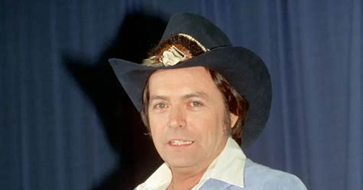 Mickey Sutton Net Worth, Age, Height, Bio, Birthday, Wiki!