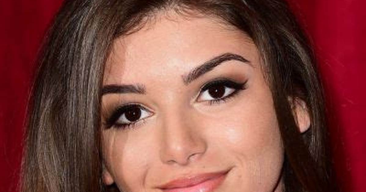 Mimi Keene- Wiki, Age, Height, Net Worth, Boyfriend, Dating