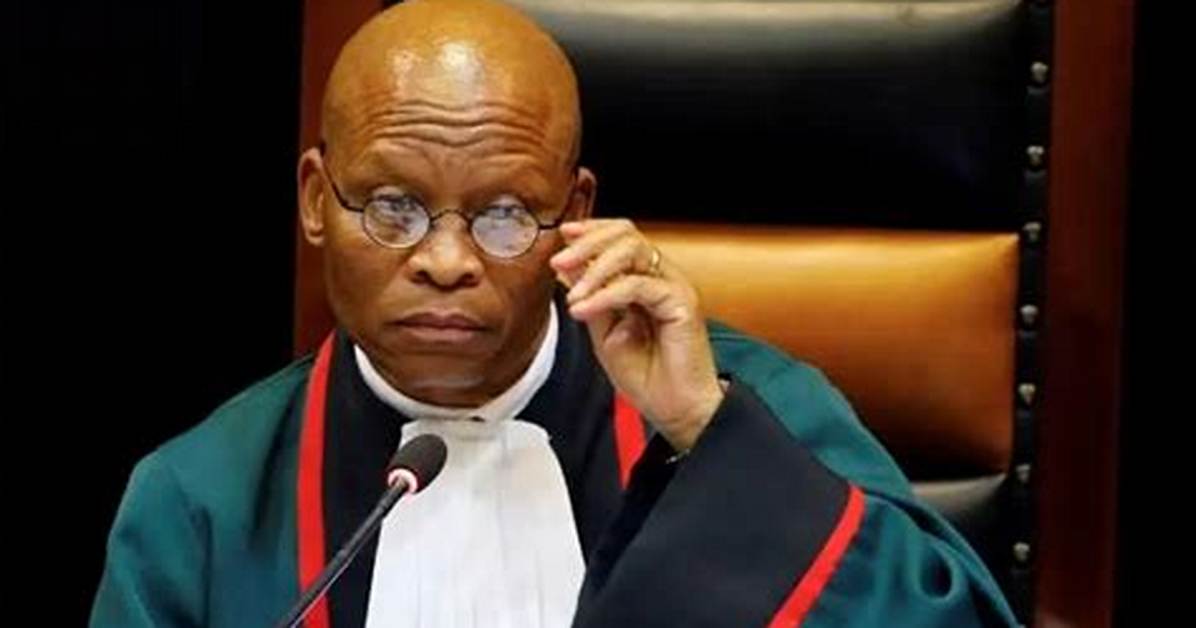 Mogoeng Mogoeng Biography: Age, Net Worth, Wikipedia, Education, Wife, Family, Parents, Photos, Twitter