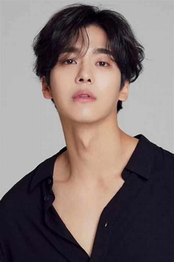 Moon Ji-Hoo - Net Worth, Age, Height, Birthday, Bio, Wiki!