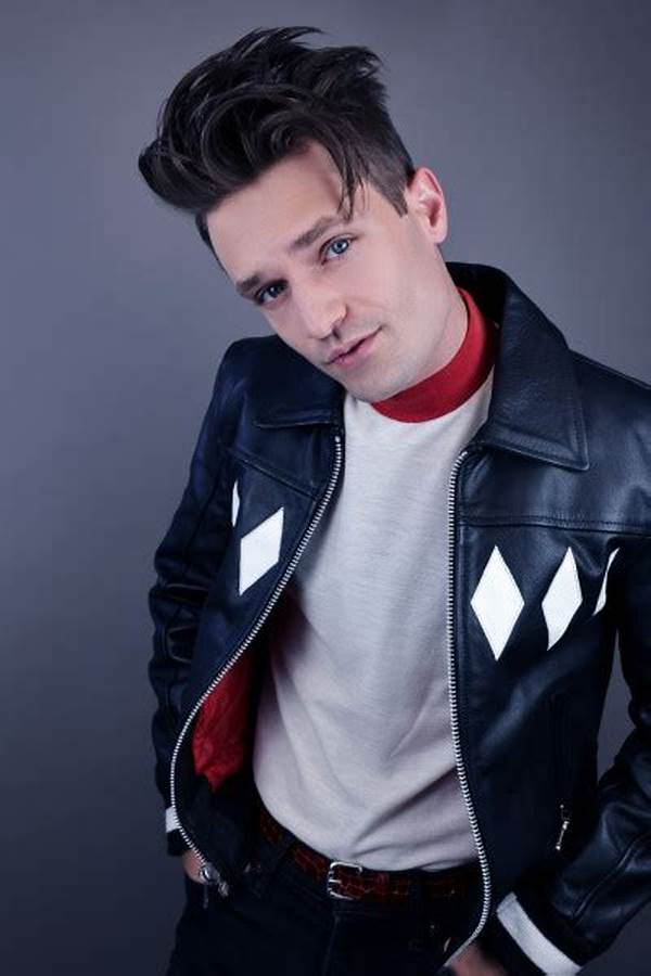 Music Video Premiere: Aj Smith Introduces “Nobody”