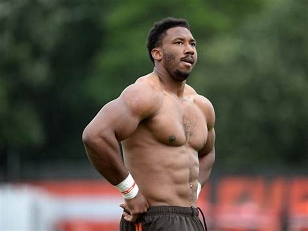 Myles Garrett Bio, Age, Height, Career, Net Worth, Family & More