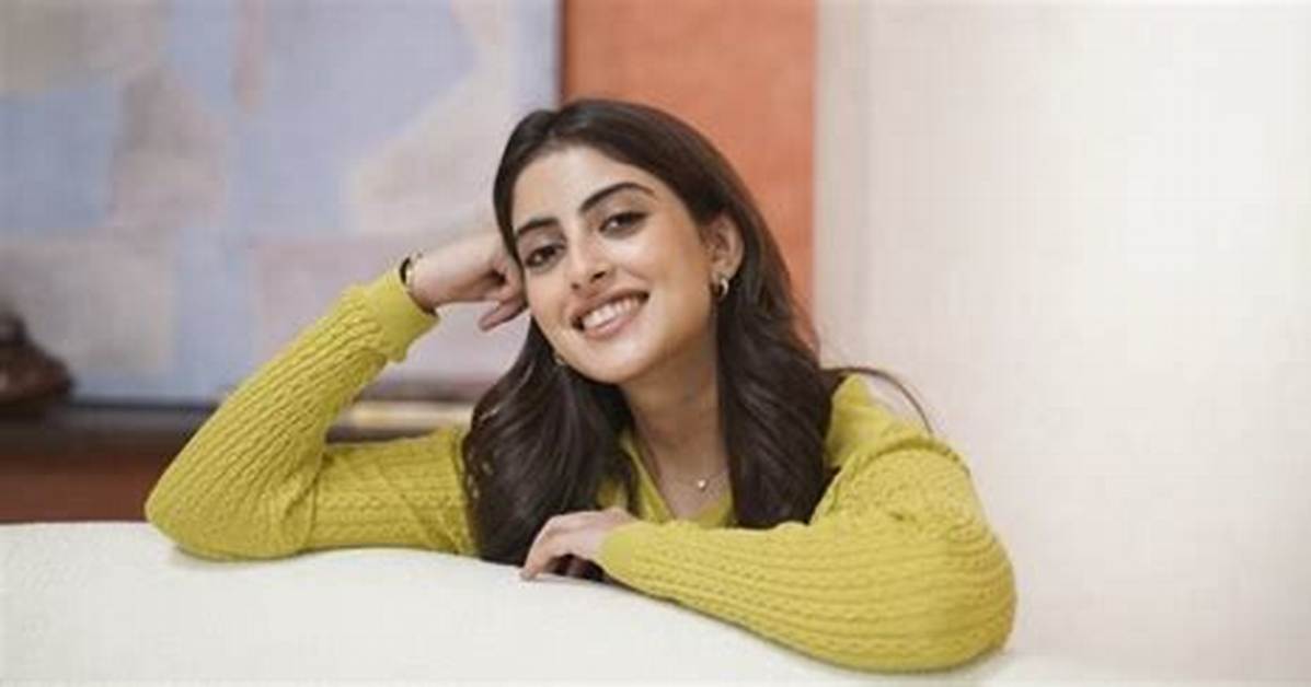 Navya Nanda- Net Worth, Age, Boyfriend, Ethnicity, Height, Instagram