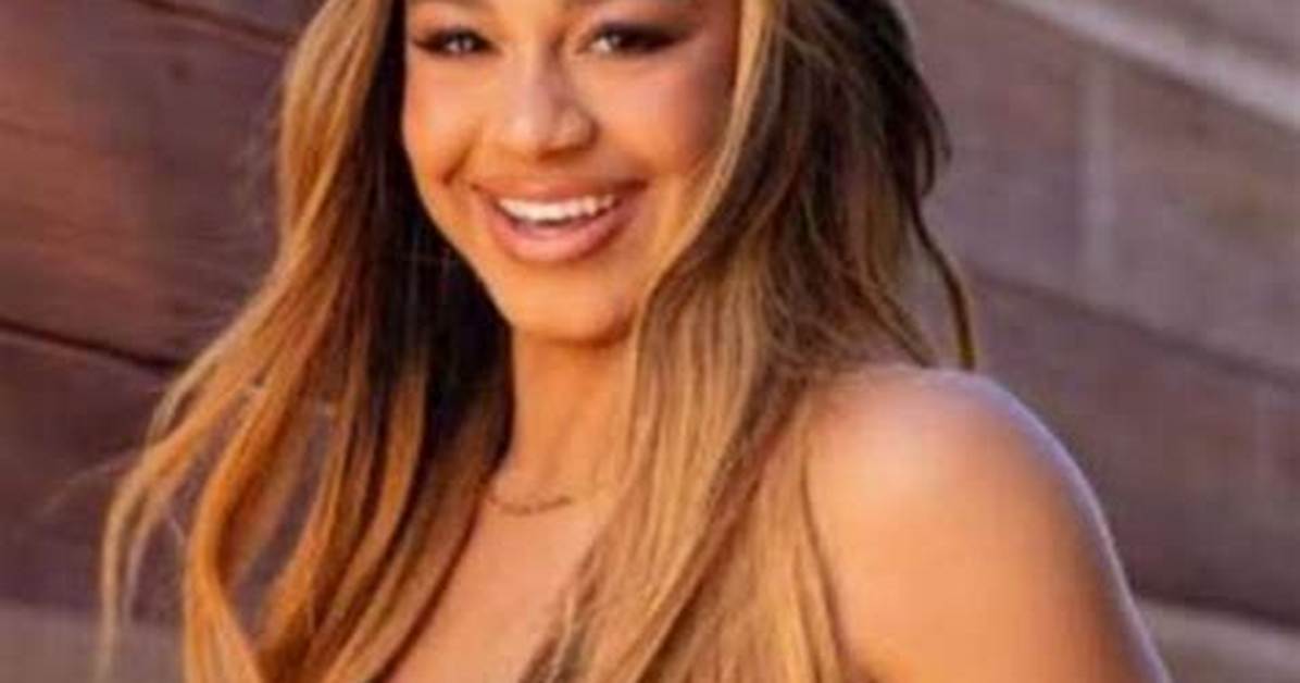 Nia Sioux Net Worth, Age, Height, Bio, Birthday, Wiki!
