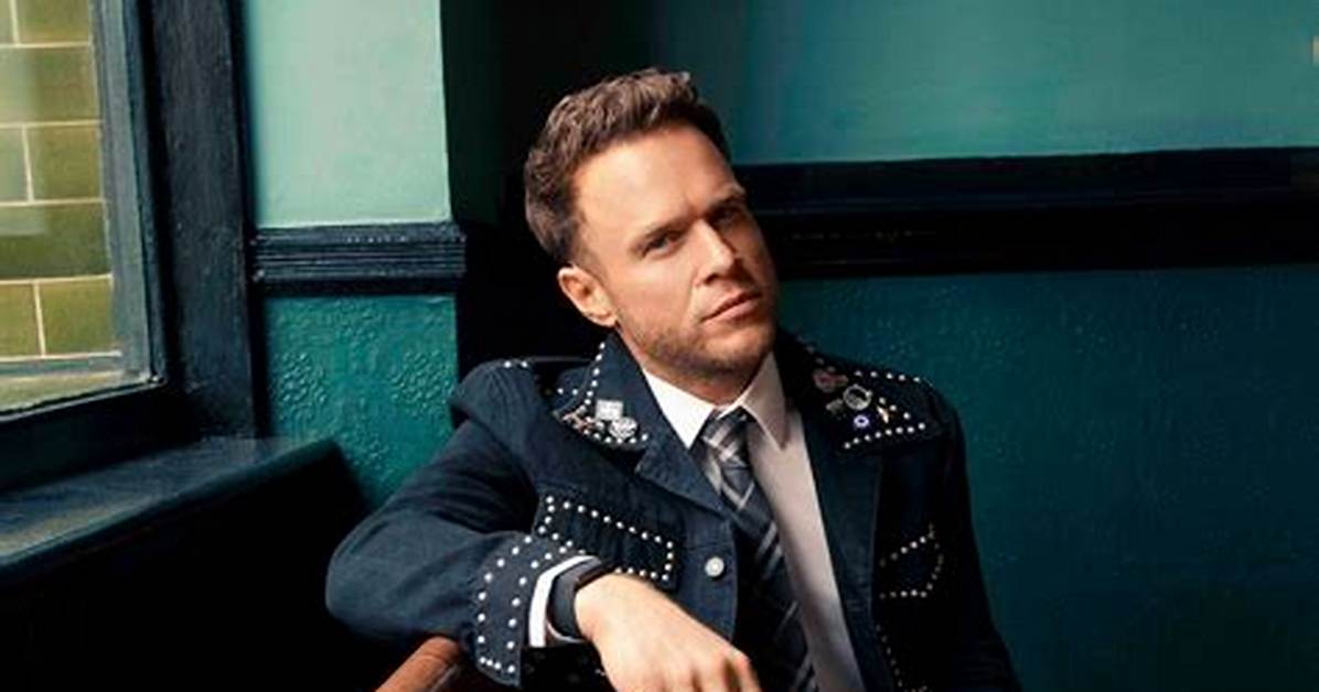 Olly Murs Releases 'Do It Like Dan Hardy' Video