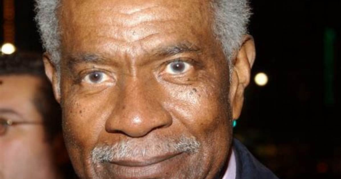 Ossie Davis - Net Worth, Age, Height, Birthday, Bio, Wiki!