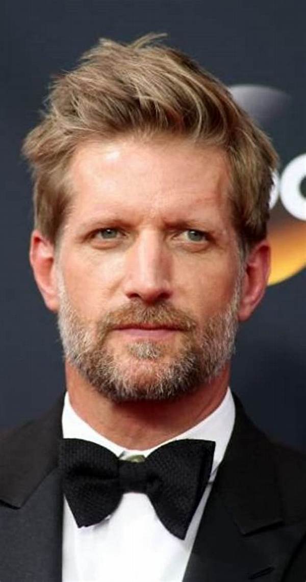Paul Sparks Net Worth, Age, Height, Bio, Birthday, Wiki!