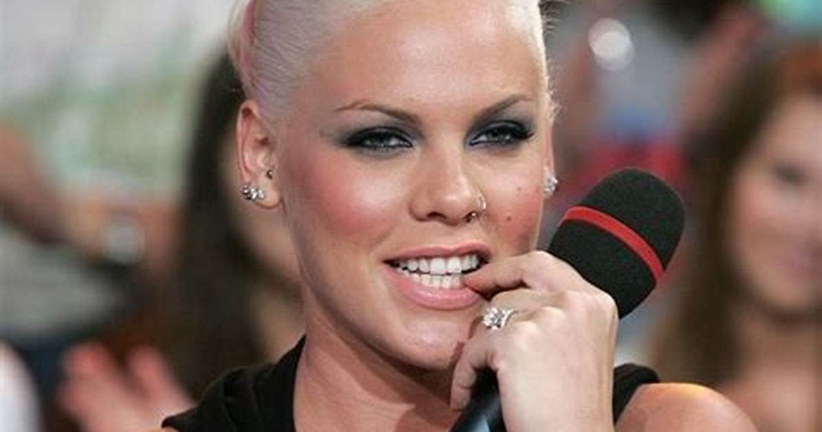 Pink - Celebrity
