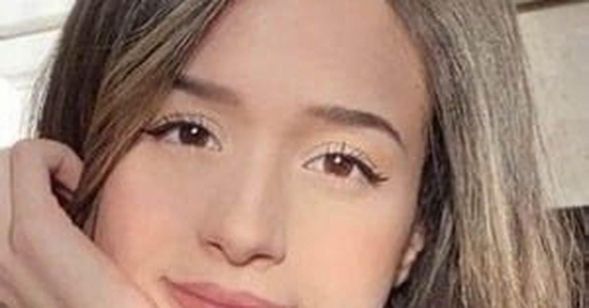 Pokimane Thicc Bio, Boyfriend, Age, Feet, Facts About Who She Is Dating?
