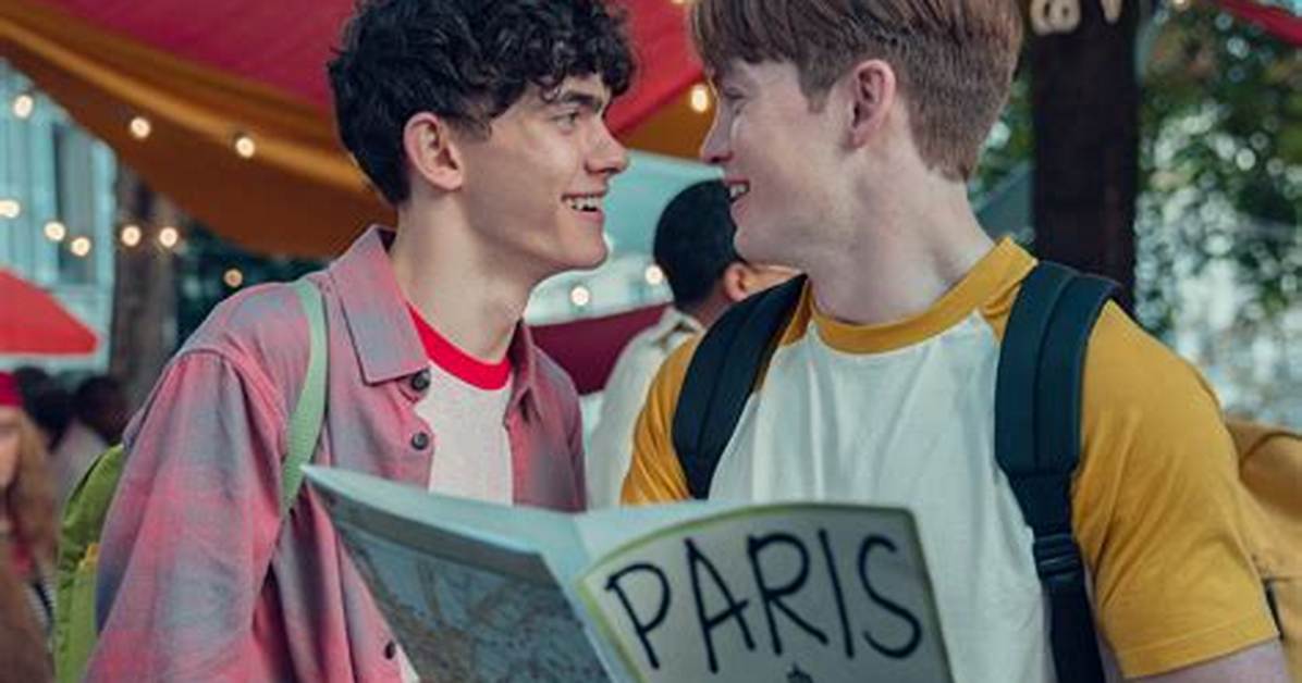 Ranked: the Heartstopper Season 2 Shots That Have Us Most Excited for Show's Return
