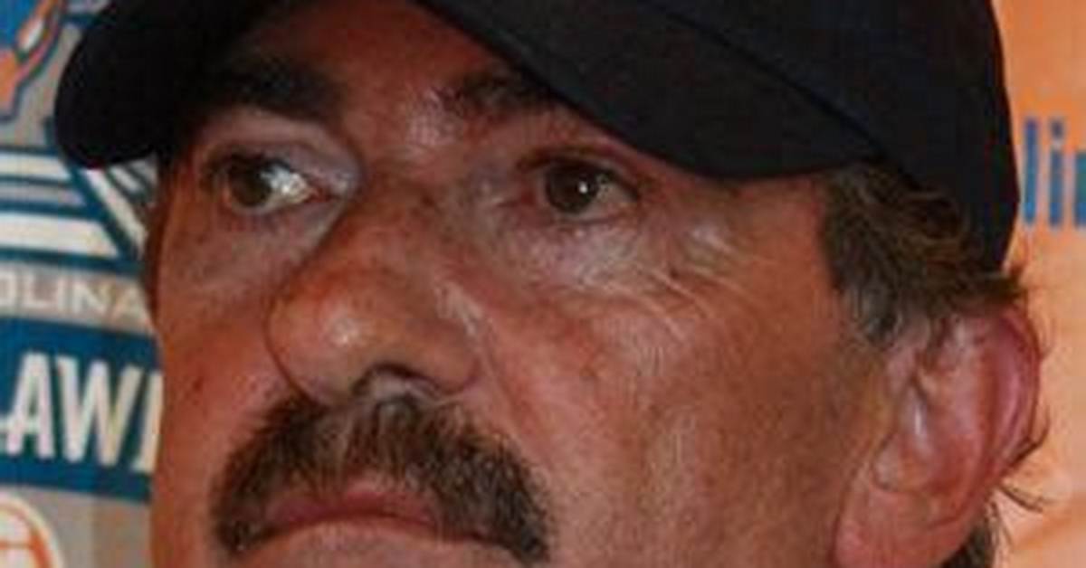 Ricardo Lavolpe - Net Worth, Age, Height, Birthday, Bio, Wiki!