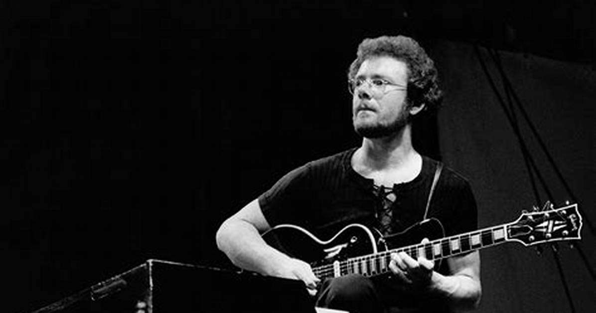 Robert Fripp Net Worth, Age, Height, Bio, Birthday, Wiki!