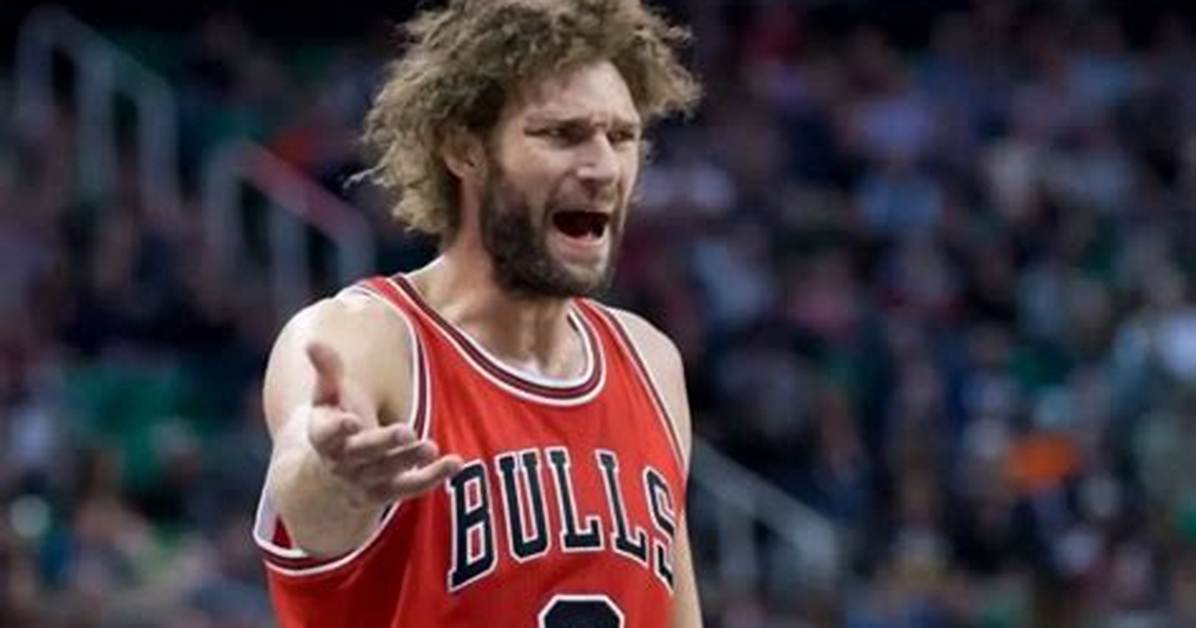Robin Lopez Bio, Age, Height, Career, Net Worth, Family & More
