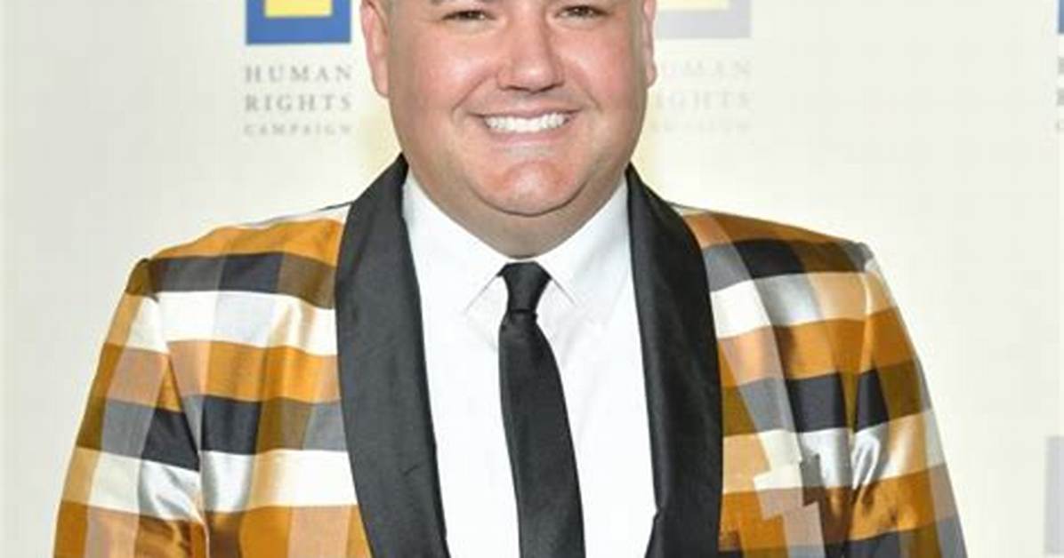 Ross Matthews Net Worth, Age, Height, Bio, Birthday, Wiki!