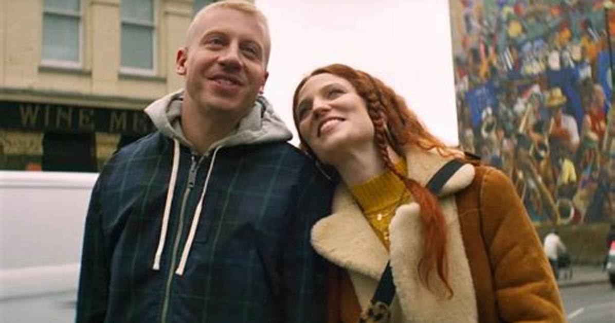 Rudimental, Jess Glynne, Macklemore and Dan Caplen's 'These Days' Reaches Number One in the Uk
