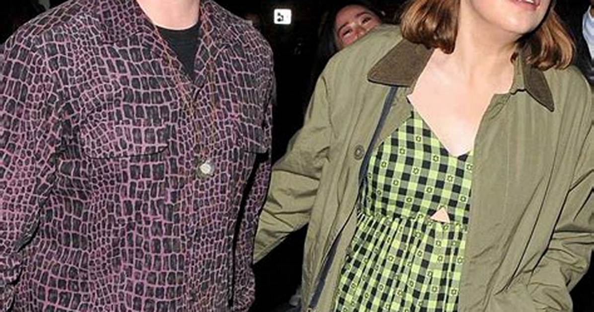 Rupert Grint’s Girlfriend: Who Is Rupert Grint Dating?