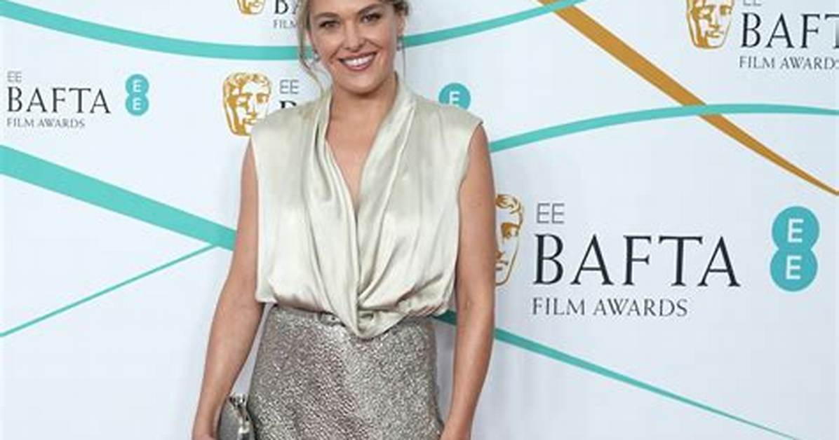 Sally Bretton - Net Worth, Age, Height, Birthday, Bio, Wiki!