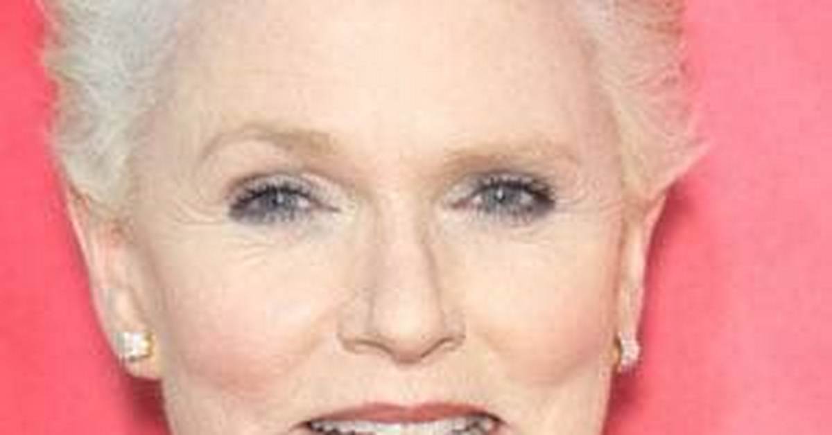 Sharon Vandromme - Net Worth, Age, Height, Birthday, Bio, Wiki!