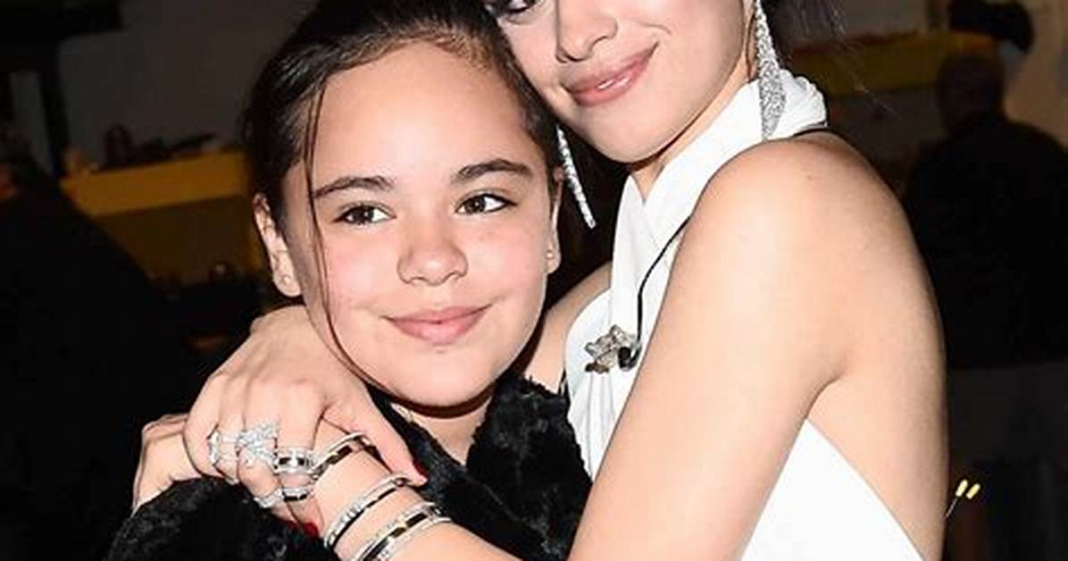 Sofia Cabello- Net Worth, Birthday, Age, Height, Boyfriend, Tik Tok, Career