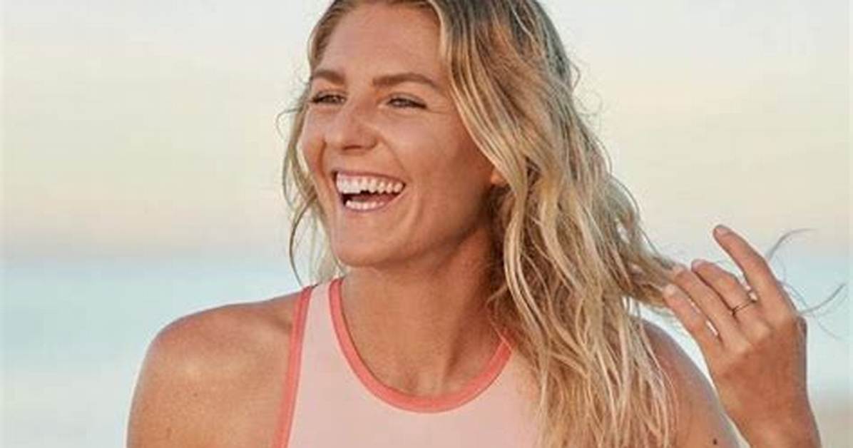 Stephanie Gilmore Net Worth, Age, Height, Bio, Birthday, Wiki!