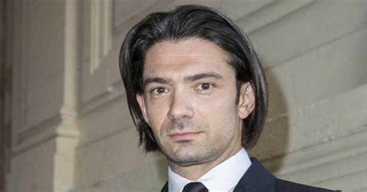 Taille De Gautier Capu%C3%A7On 1200. Jpg