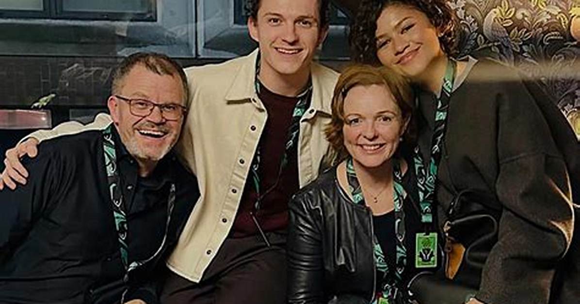 Tom Holland Bio, Age, Parents, Wife, Children, Net Worth