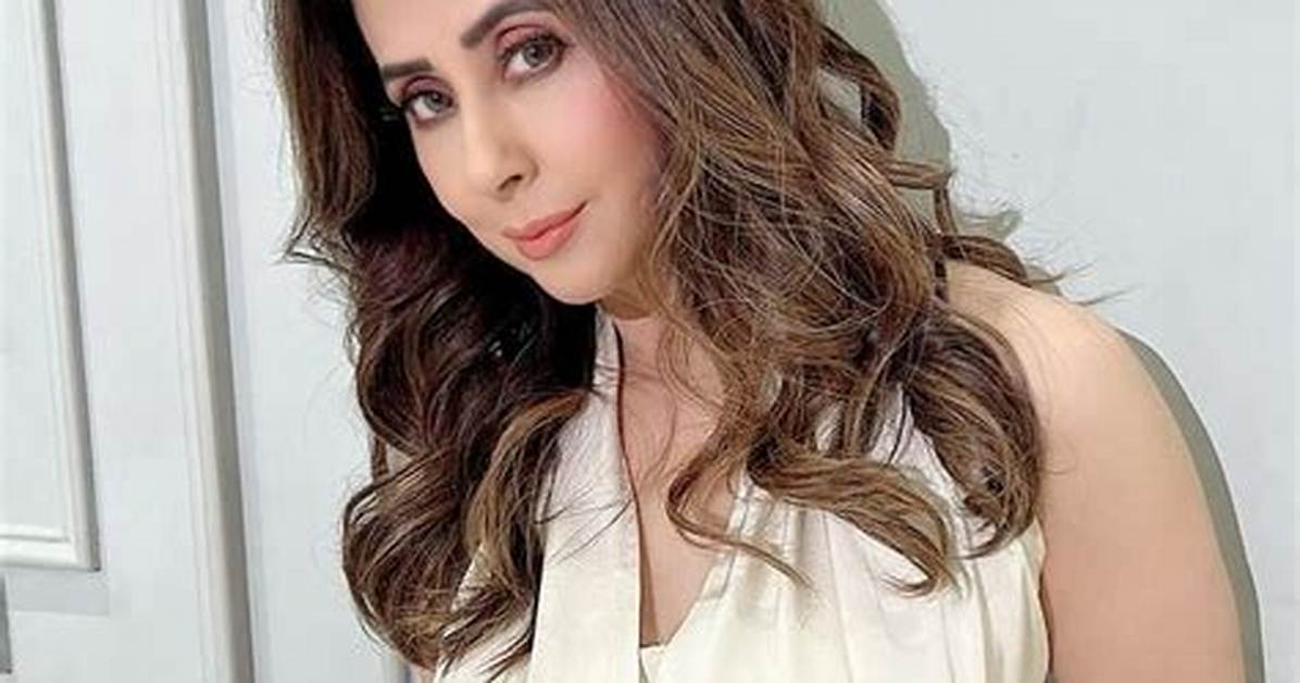 Urmila Matondkar Net Worth, Age, Height, Bio, Birthday, Wiki!