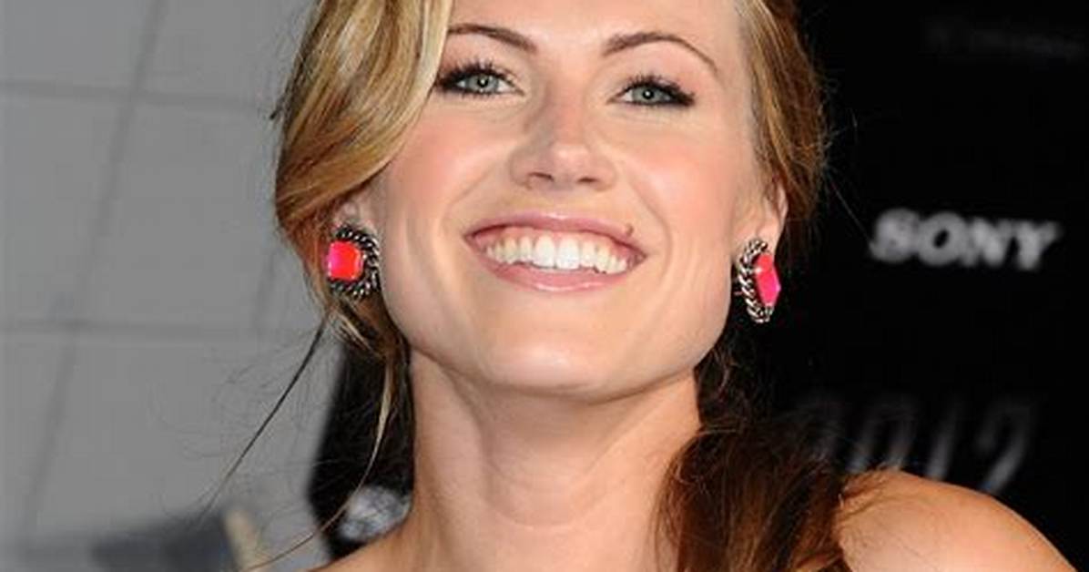 Vail Bloom Net Worth, Age, Height, Bio, Birthday, Wiki!