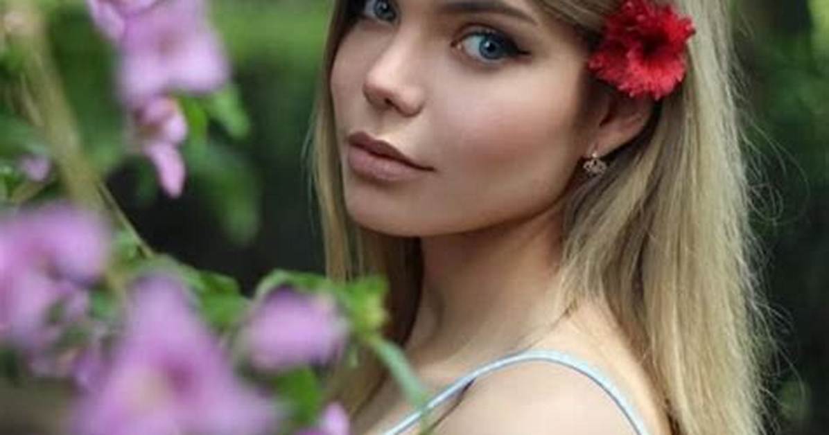 Valentina Godfrid - Net Worth, Age, Height, Birthday, Bio, Wiki!