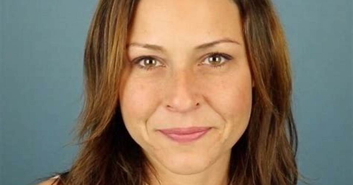 Vanessa Cloke- Net Worth, Bio, Age, Boyfriend, Height, Nationality, Career